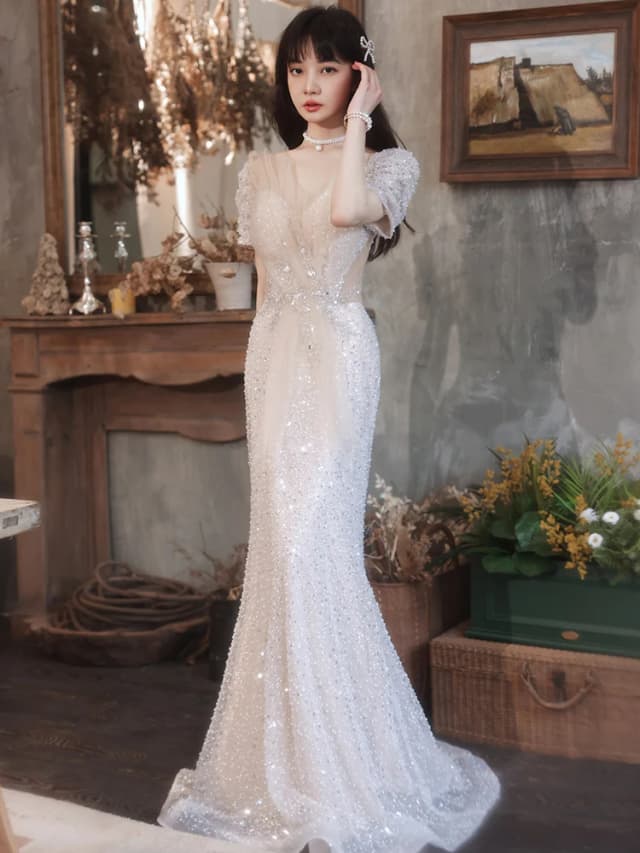 Gorgeous Mermaid Wedding Dresses Short Sleeve Appliques Little Trailing Shining Bridal Gown Women Romantic Long Dress