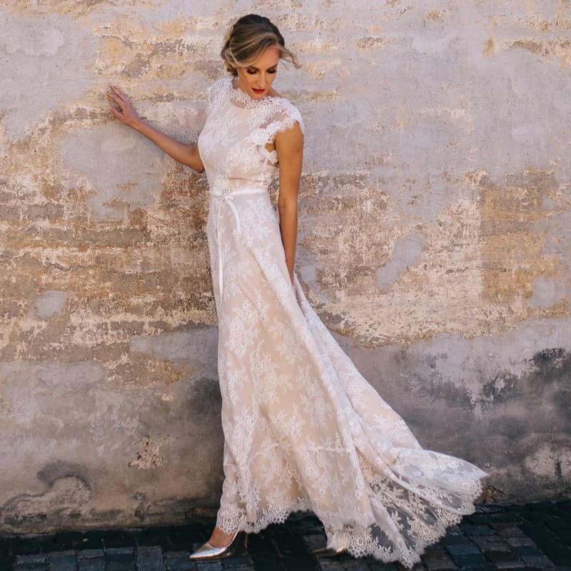 Customized  Vintage Champagne Lace Bohemian Wedding Dress A Line Cap Sleeve Sexy Backless Bridal Gown Vestidos de Novia