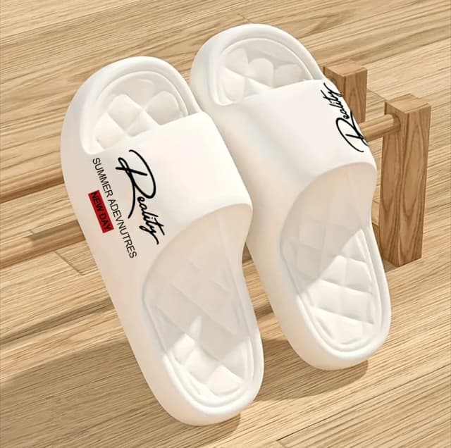 Summer innovative design EVA men's shoes, soft and lightweight home slippers, suitable for indoor and outdoor leisure activities