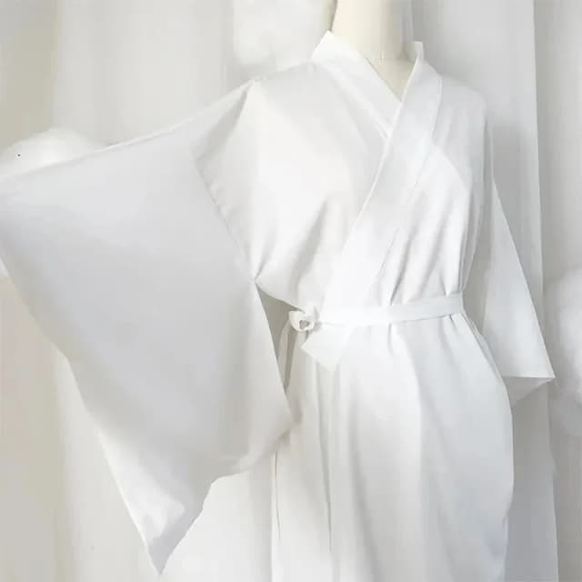 Traditional Japanese Kimono White Robe with Obi Belt Long Sleeves Yukata Lined for Spa Vacation Sleepwear Home Relaxation